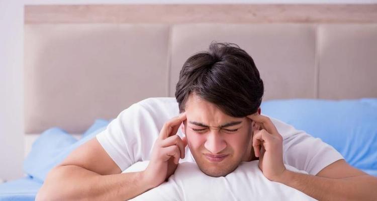 失眠困扰你？尝试这些方法，帮你拥有美梦（科学研究揭示的解决失眠问题的有效方法，让你远离睡眠障碍）