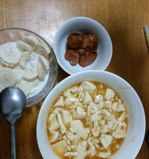 科学减肥晚餐搭配指南（健康饮食促进体重控制的关键）