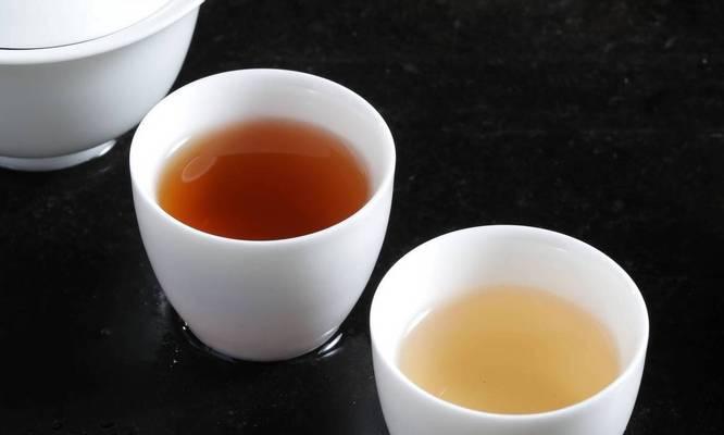 红茶与绿茶的区别与特点（探寻红茶与绿茶的制作工艺）