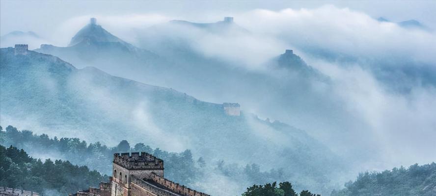 万里长城的历史与壮丽景观（探索长城之美）