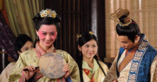 中国古代四大丑女传奇（探寻中国古代四大丑女的传说与背后的文化思想）