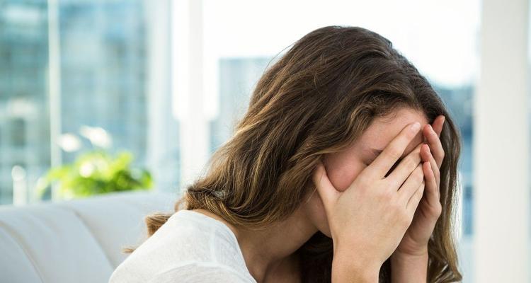 抑郁症的症状和表现有哪些？如何识别抑郁症的早期迹象？