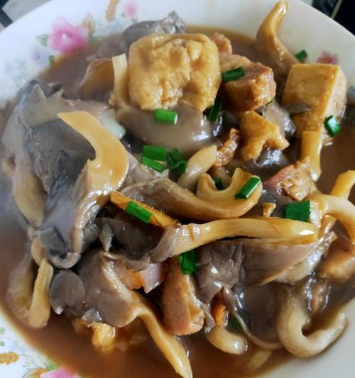 平菇怎么做好吃素炒？有哪些简单易学的食谱推荐？