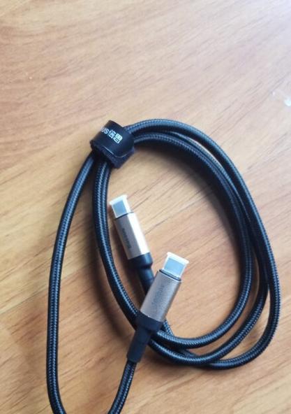 生死狙击玉兔精轻击怎么使用？使用时有哪些技巧？