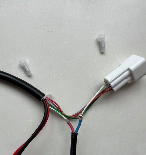 九号电动车充电器功率是多少瓦？