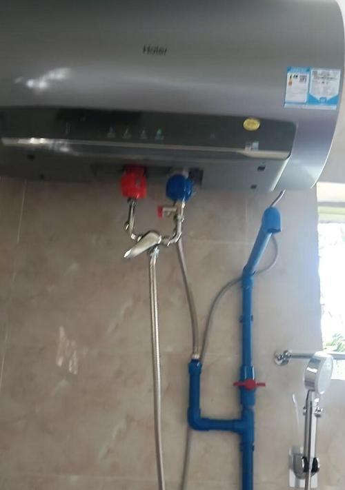 插卡热水器出水操作的视频教程在哪里？