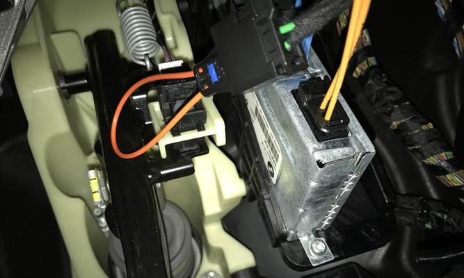 宝马主机网关正负线接法是什么？需要注意什么？