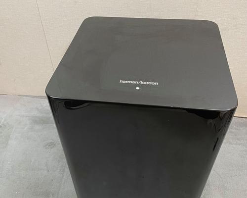 哈曼卡顿超低音低音炮使用方法是什么？如何调试最佳效果？