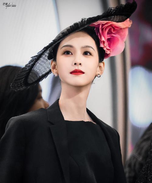 陈都灵智能手表的性能如何？用户评价怎么样？
