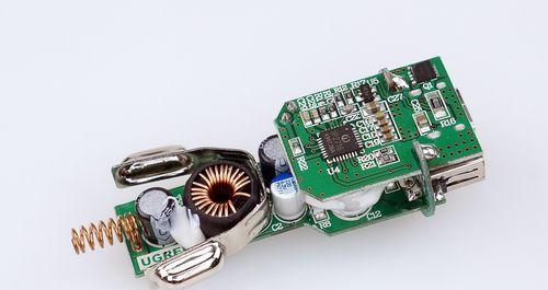 车载充电器保险片更换方法是什么？需要什么工具？
